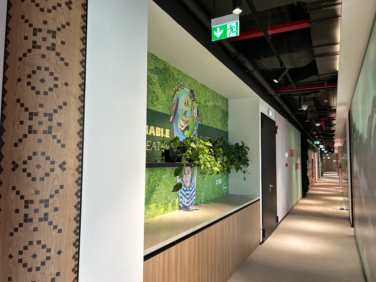 Compania Henkel marchează importanța pieței locale și deschide un nou capitol în România